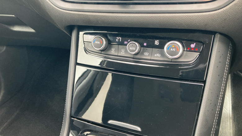 Vauxhall Grandland 1.2 Turbo Ultimate 5dr Auto Petrol Hatchback